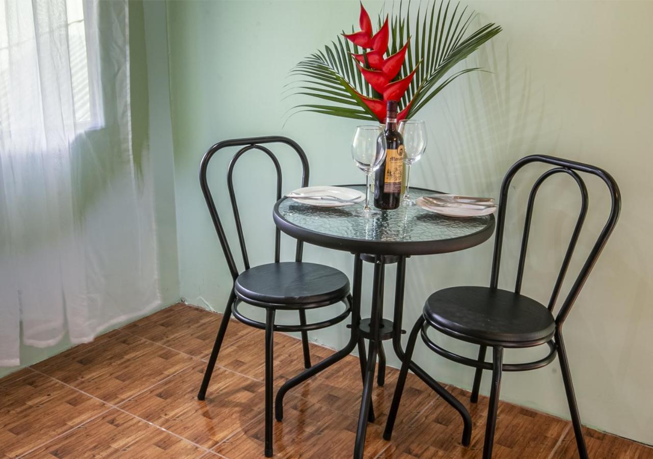 Cabanas Rio Escondido En La Fortuna Eksteriør billede