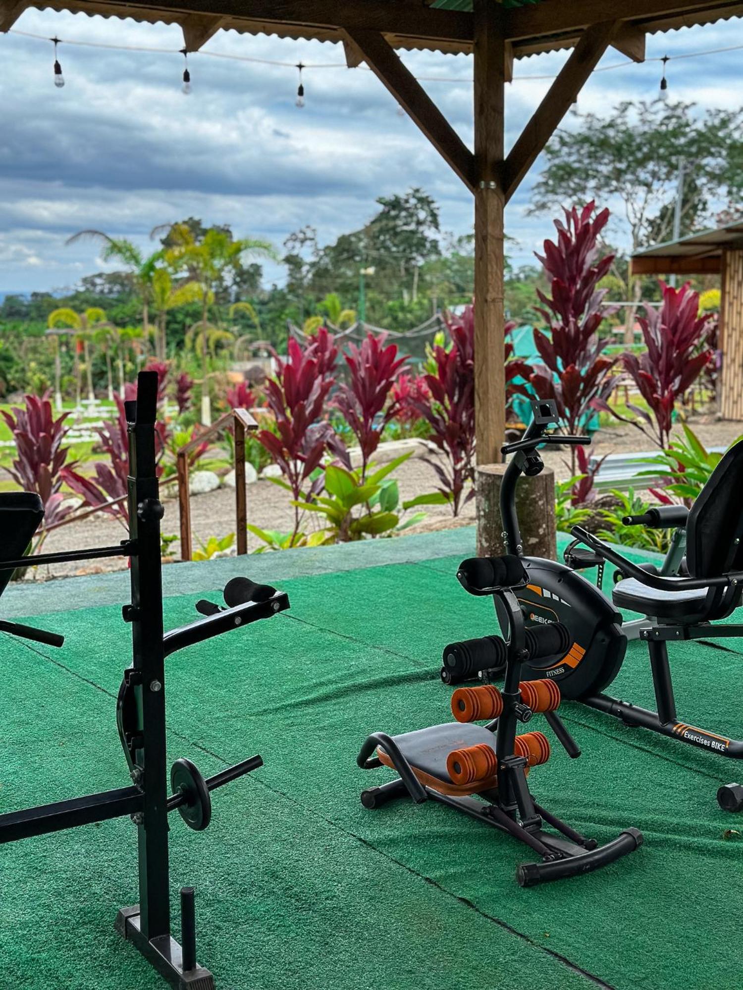 Cabanas Rio Escondido En La Fortuna Eksteriør billede