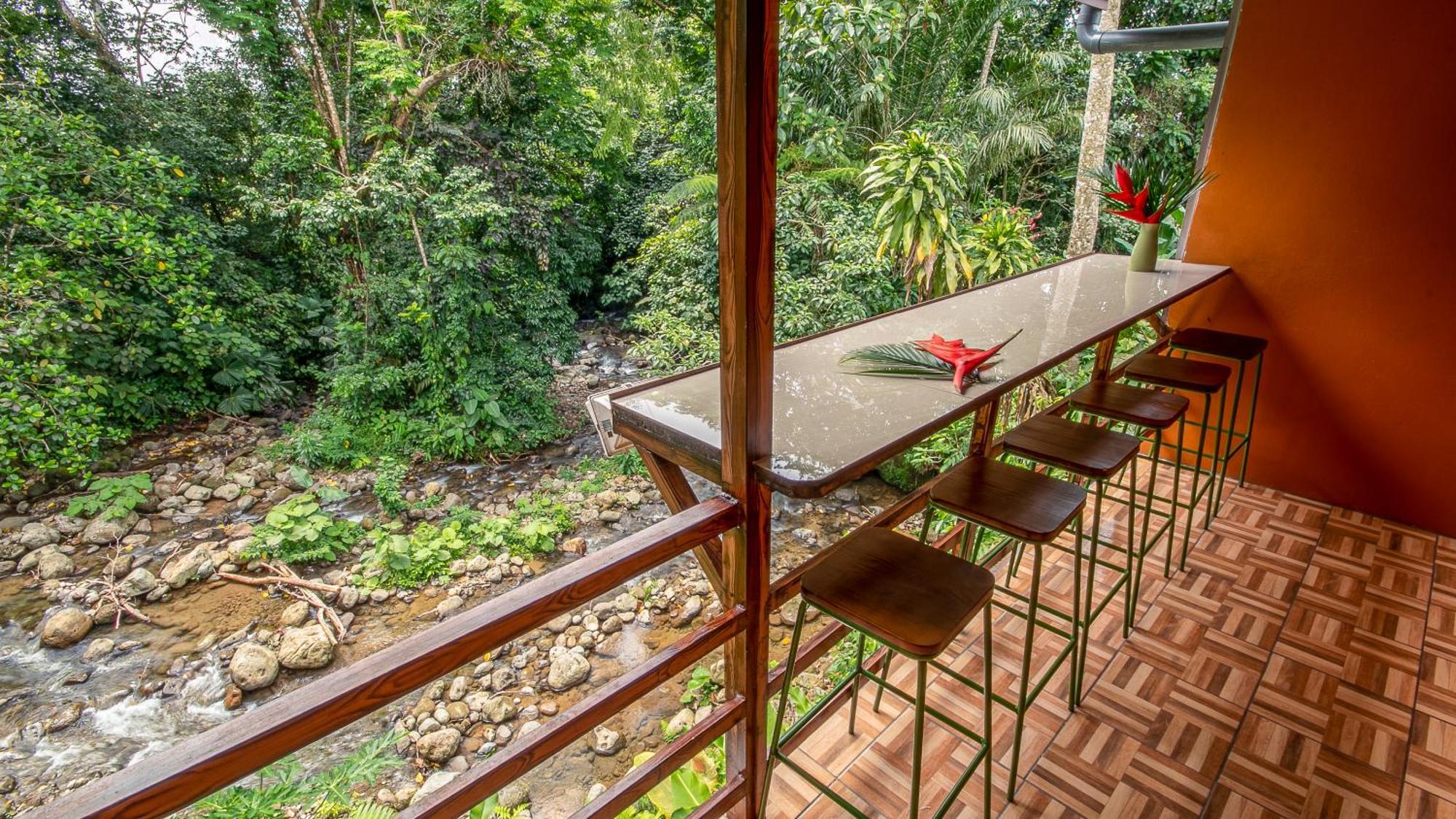 Cabanas Rio Escondido En La Fortuna Eksteriør billede