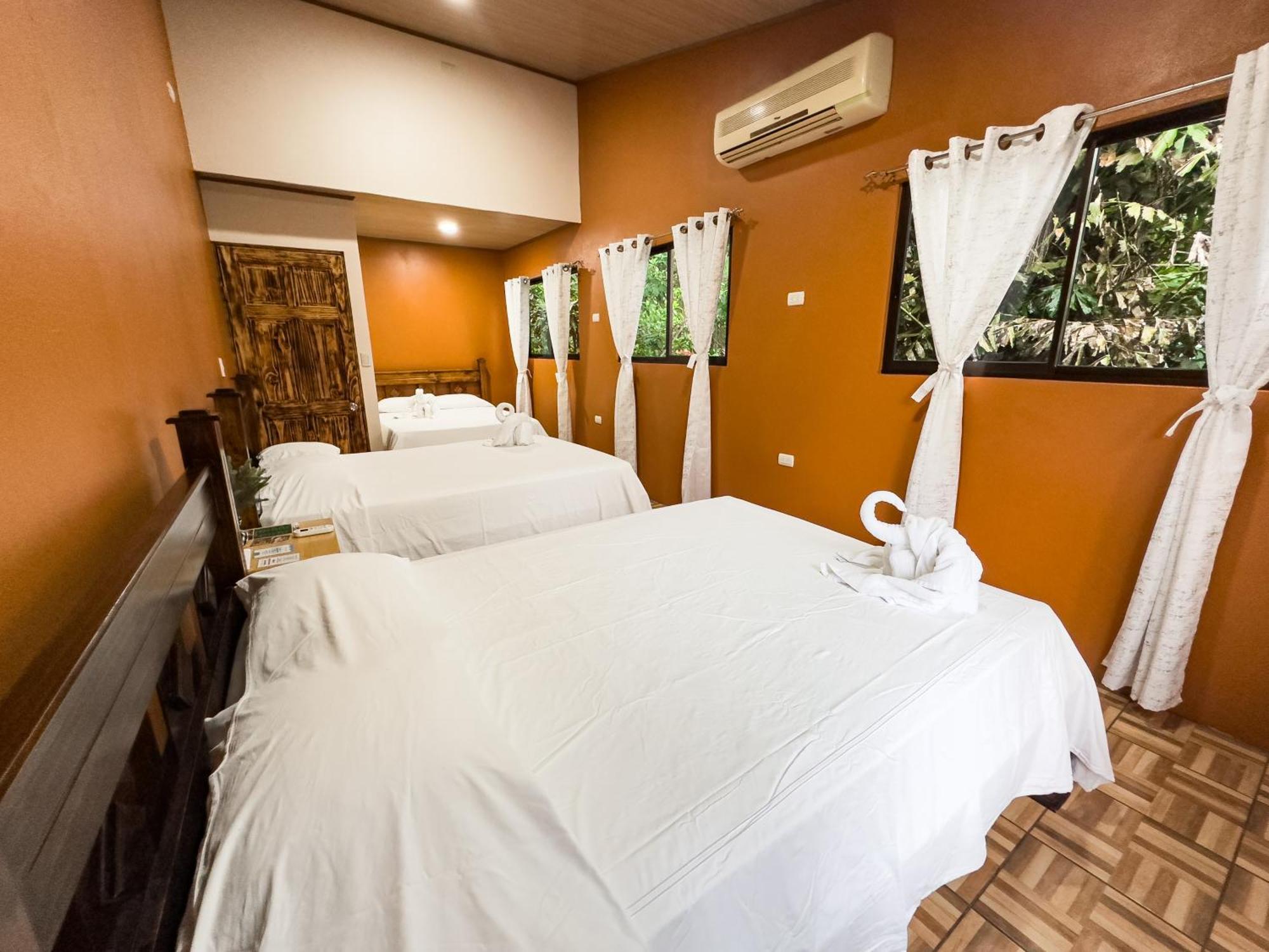 Cabanas Rio Escondido En La Fortuna Eksteriør billede