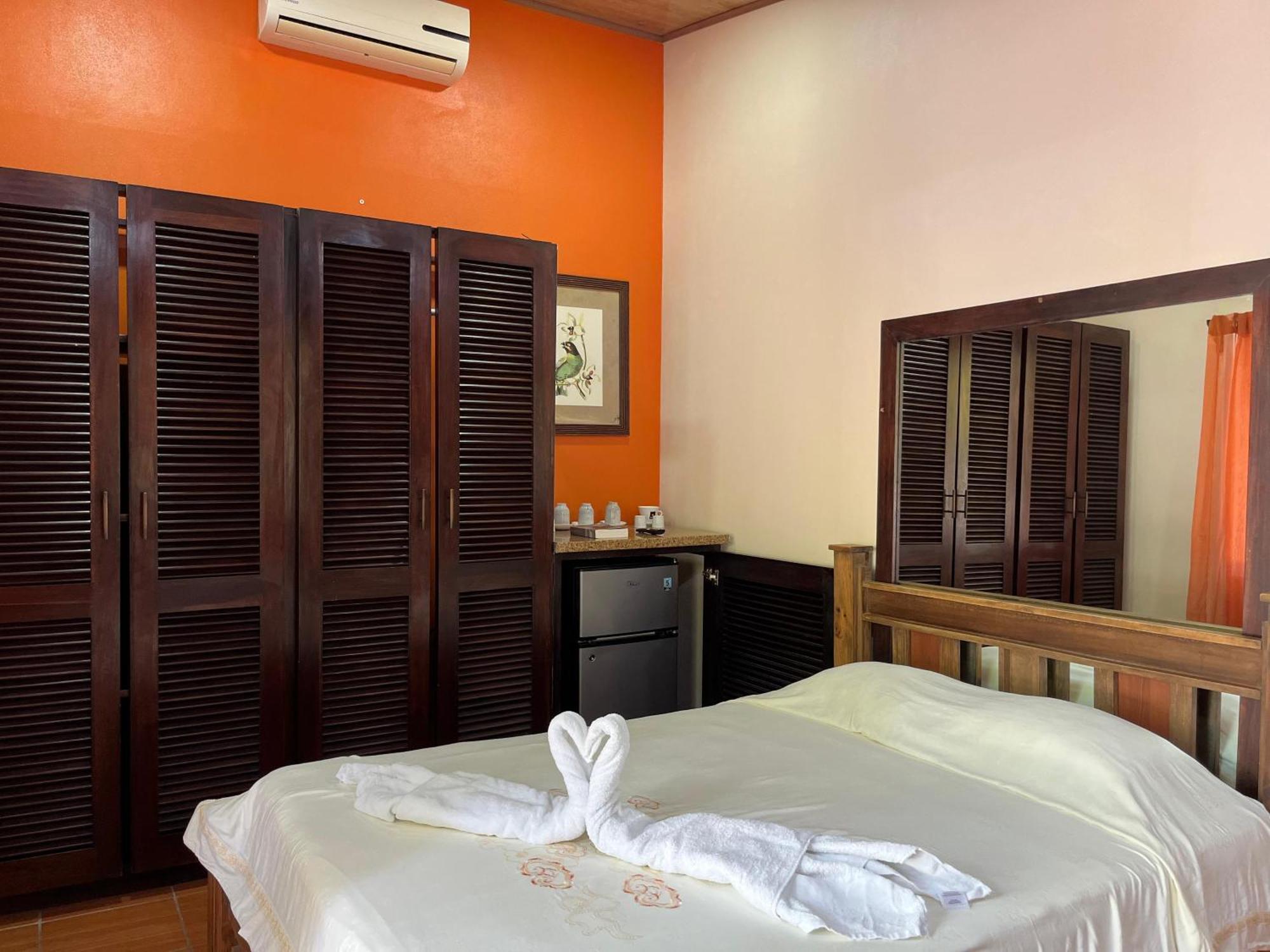 Cabanas Rio Escondido En La Fortuna Eksteriør billede